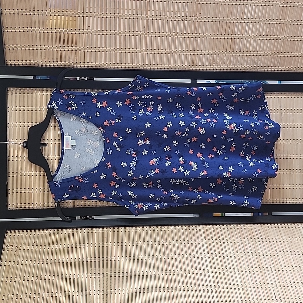 Lularoe womans tank top size 2Xl blue with blue white and orange flowers